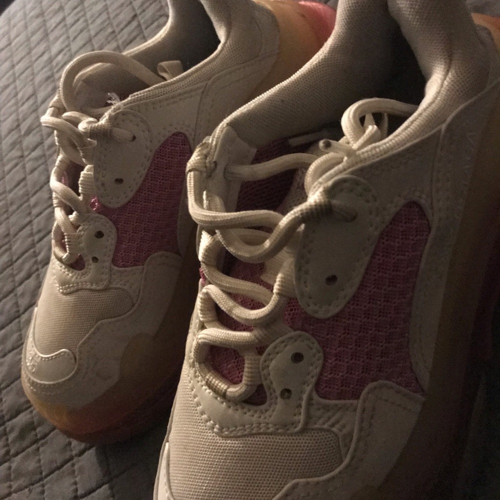 Womens Balenciaga shoes size 6 USA 100% authentic Triple S Women 35’s - Picture 4 of 4